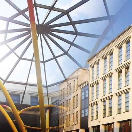 City Hotel