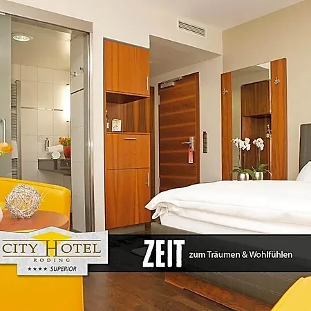City Hotel Roding 4*